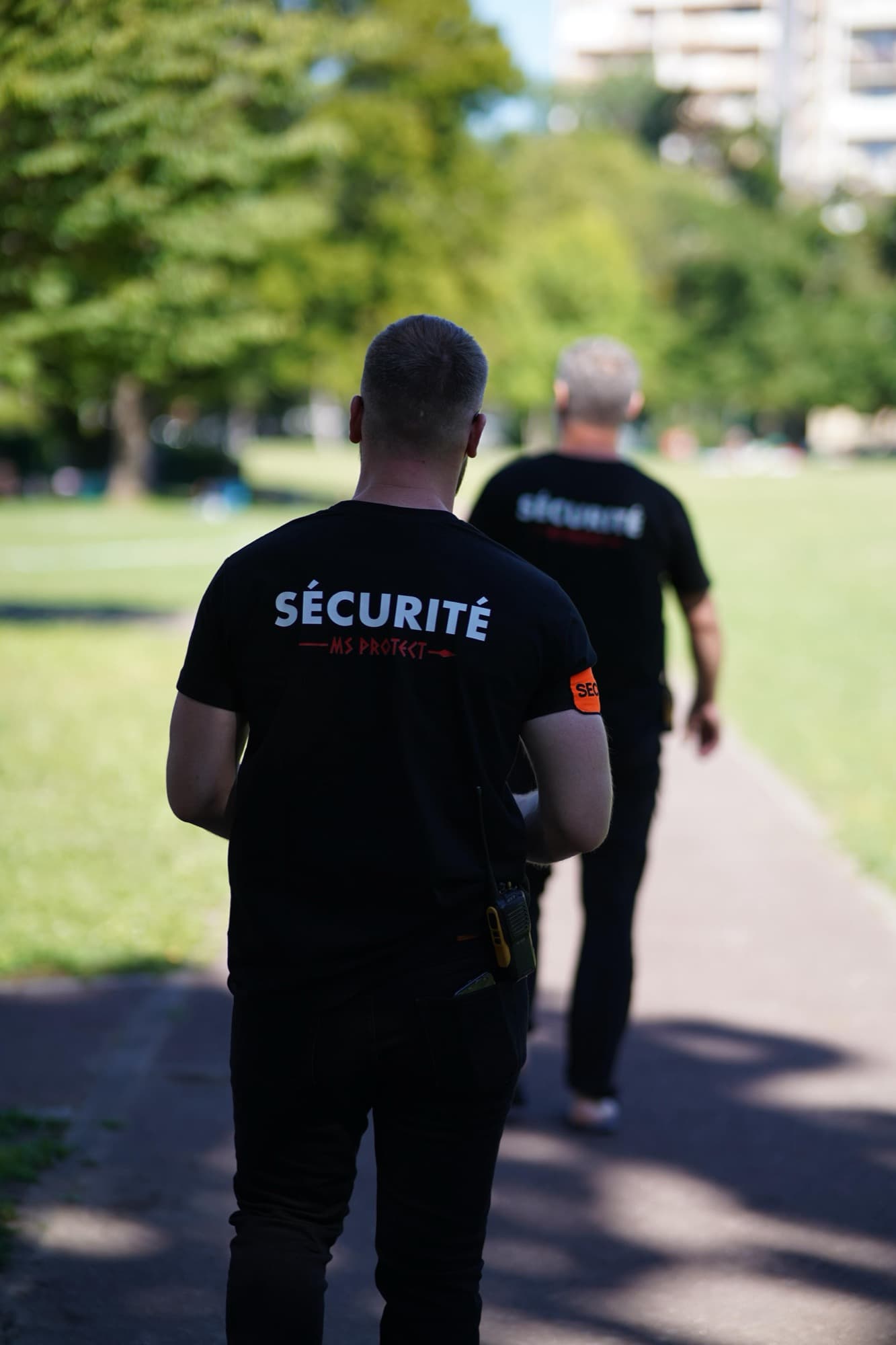 Agents MS Protect en patrouille dans un parc