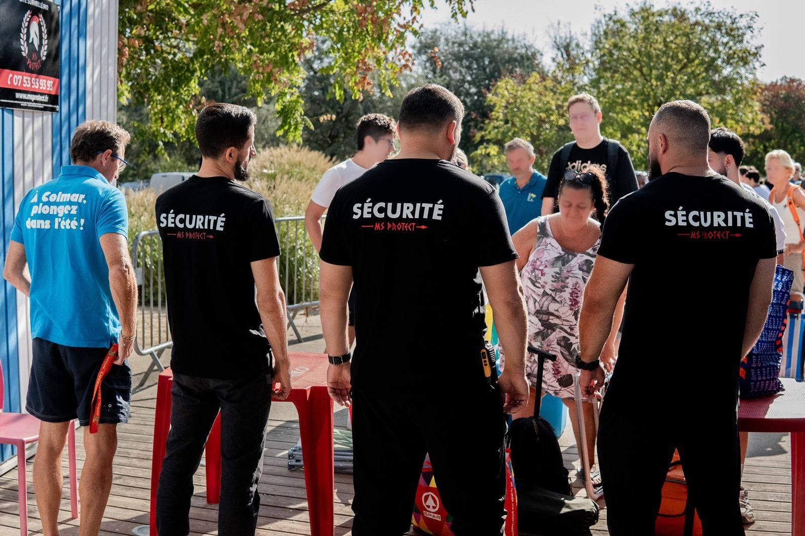 Agents MS Protect assurant le contrôle d'accès lors d'un événement